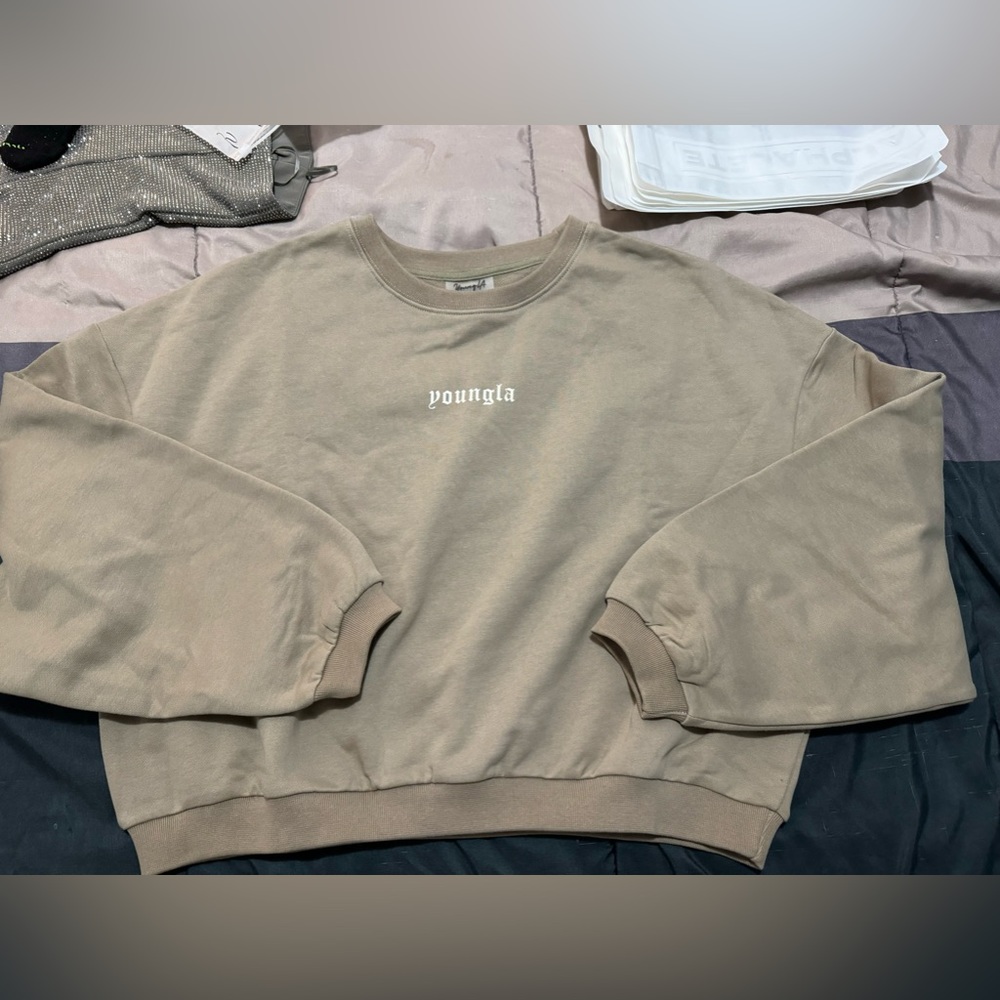 YONGLA SWEATSHIRT